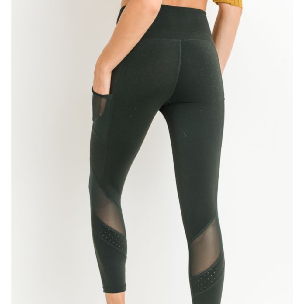 🏷SALE! Hunter green leggings!